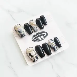 No Rest For The Wicked 🖤 NFC Nails