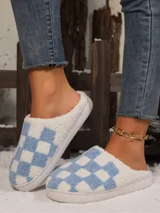 Cozy Christmas Slippers with Cute Santa & Tree Designs, Warm Memory Foam Indoor Shoes, Non-Slip Home Footwear for Fall & Winter