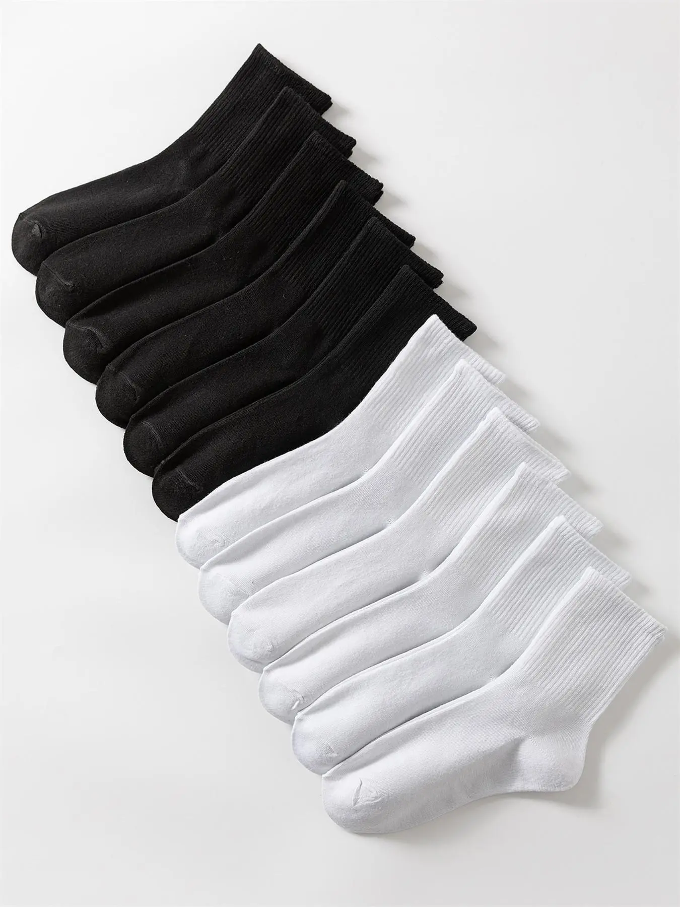Women's 12 Pairs Solid Crew Socks, Basic Simple Breathable Sweat-absorbing Mid-calf Socks for Daily Wear, Women's Hosiery for All Seasons, Socks for Women,  Crew Socks Women, Plain Socks