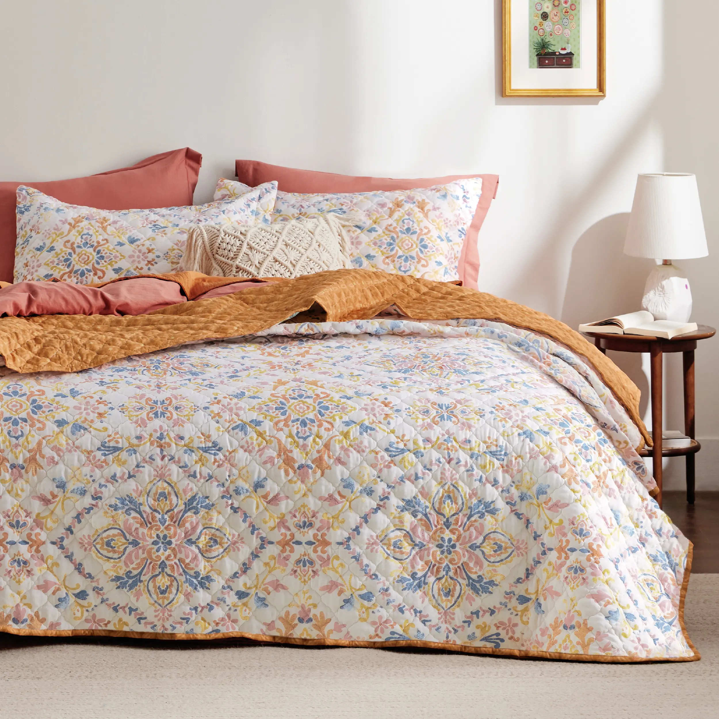 Bedsure Boho Quilt Set - Reversible Orange Bohemian Quilt Bedding Set, 3 Pieces Lightweight Microfiber Bedspread, Damask Patterned Coverlet with 2 Pillow Shams for All Seasons