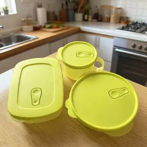 Three-Piece Lunch Box Set, Bento Box with Dividers, Microwave Safe, Heat Resistant Handle, Easy to Clean, Food Grade Material, Microwavable Bento Box, Personal Lunch Box