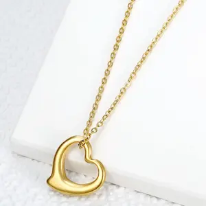 1pc Simple and Fashionable Geometric Hollow Out Heart-shaped Stainless Steel Pendant Necklace for Women, Daily Matching Party Accessories