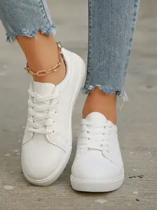 Women's Lightweight Sporty Athletic Running Shoes Spring Summer New Fashion Casual Outdoor Sports Sneakers Comfortable All-Match Trendy Board Shoes