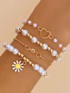 Daisy Bracelet 4-Piece Set, Pearls Beaded Stylish Playful Casual Women's Bracelets, Perfect Accessory for Everyday Wear, Bracelets Jewelry