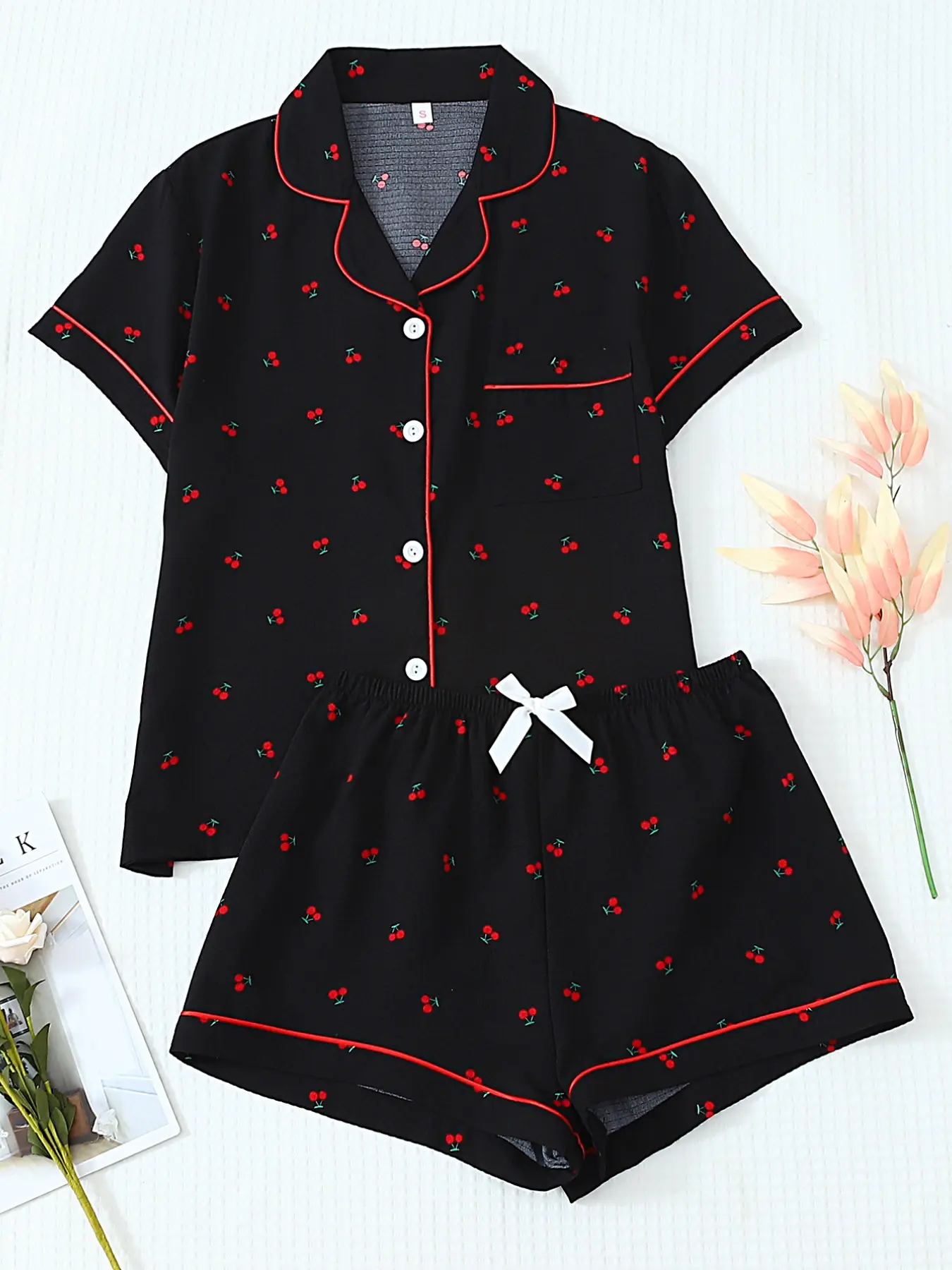 Women's Heart Print Short Sleeve Shirt & Elastic Waist Shorts Pyjama Two-piece Set, Casual Comfy Top & Shorts PJ Set, Ladies Sleepwear for All Seasons Pajamas Loungewear Women's Heart Print Short Sleeve Shirt & Elastic Waist Shorts Pyjama Two-piece Set, Casual Comfy Top & Shorts PJ Set, Ladies Sleepwear for All Seasons Pajamas Loungewear
