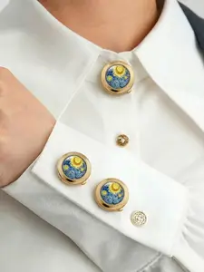 1 pc of shirt button decorations. Button cover.Suitable for both men and women. Fashionable and classic Van Gogh-style turtle buttons. Perfect for daily gifts.