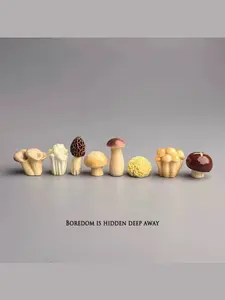 8 pcs Cute Mushroom Decorative Figurines for Computer Desk, Healing Office Table Ornament, Small Desktop Accessories, Cute Office Decor, Decoration