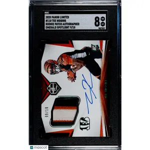 2020 Panini Limited Tee Higgins #110 Rookie Patch Auto Emerald Spotlight SGC 8