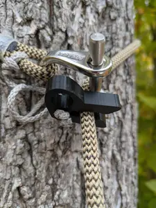 T-REX Tether Clip - Mobile / Saddle Hunting / One Sticking T-REX Tether Clip - Mobile / Saddle Hunting / One Sticking