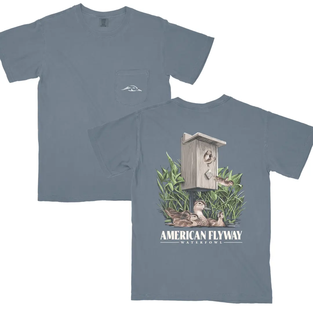 American Flyway Waterfowl Women's Duck Graphic Short-Sleeve Tee - Casual Fit Comfortable Wildlife Moment Top with Baby & Ducks Design for Waterfowl Pride