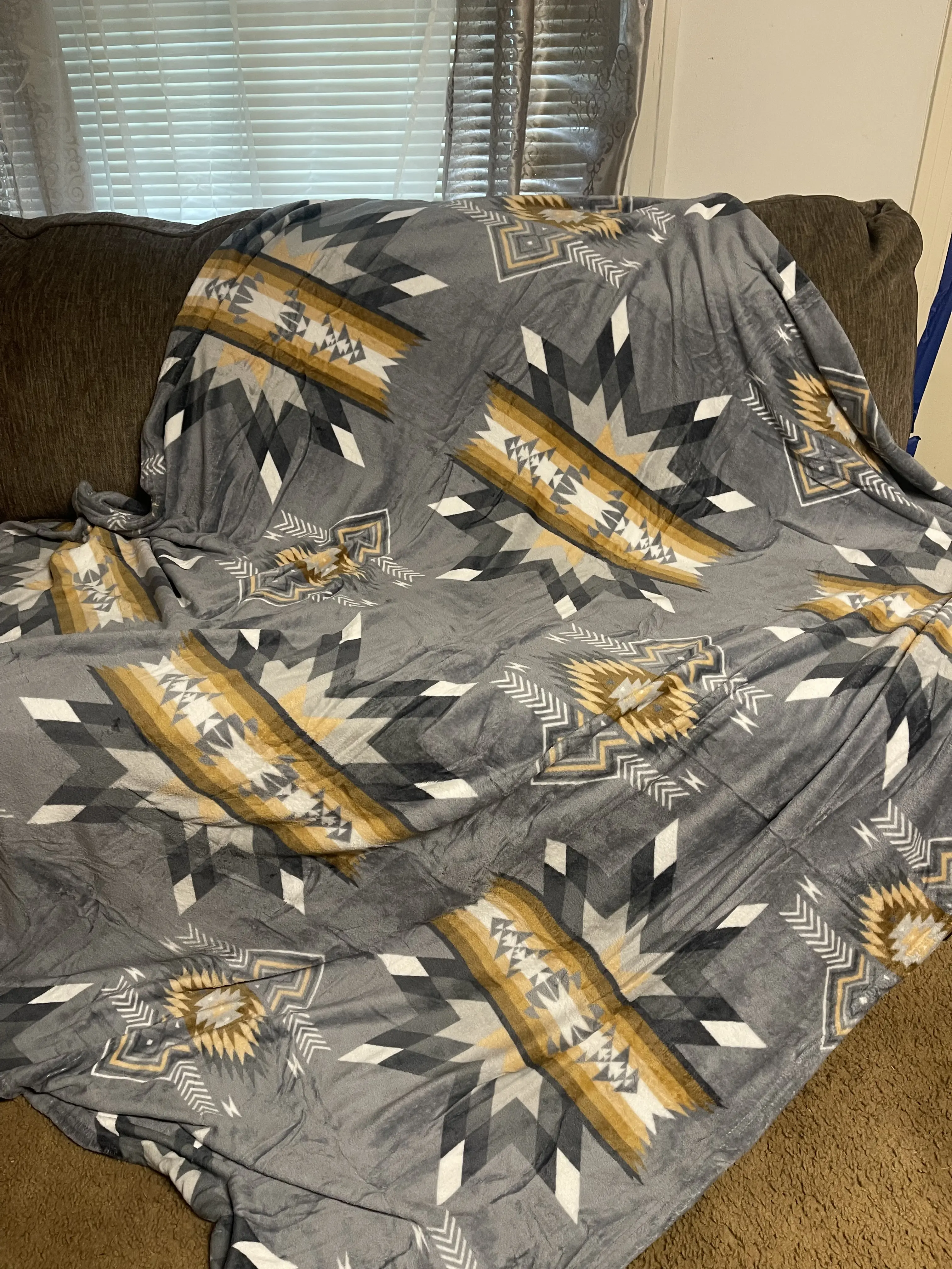 QUEEN Gray Star 70"x 78" Oversized Throw Single Layer Super Soft Flannel Fleece Plush Blanket Throw Style