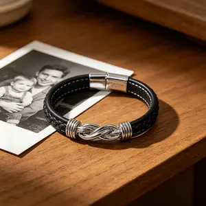 Infinity Love Engraved Bracelet for Mom Dad Son - Eternal Bond Jewelry Gift for Mother Father Birthday Mothers Day Fathers Day