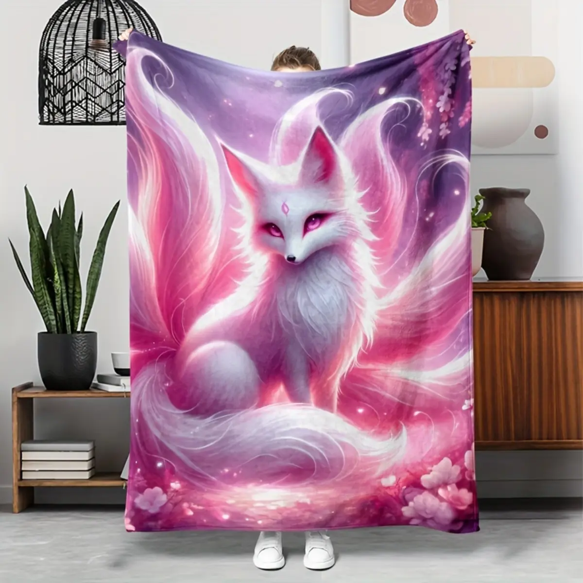 Charming nine-tailed fox fleece blanket - soft, lightweight and skin-friendly, suitable for sofas, beds, camping and travel - the perfect gift for friends and family