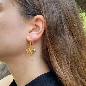 Diamond square earrings sprinkles mix, chunky studs, circle backdrop