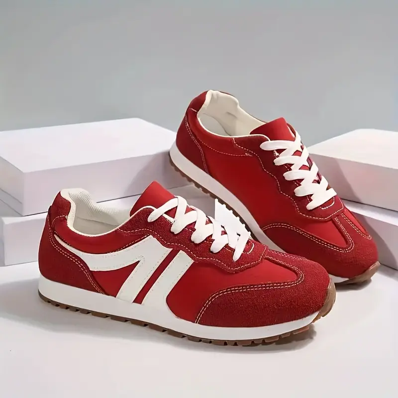Women's bright red flat-soled casual sports shoes, Forrest Gump shoes, breathable canvas shoes, lightweight TPR soles, versatile fashion trend closed running training shoes