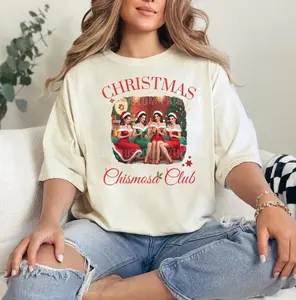 Christmas Chismosa Club Shirt - Latina Christmas Shirt, Chismosa Social Club, Mexican Holiday Apparel, Christmas Tee. Casual Top