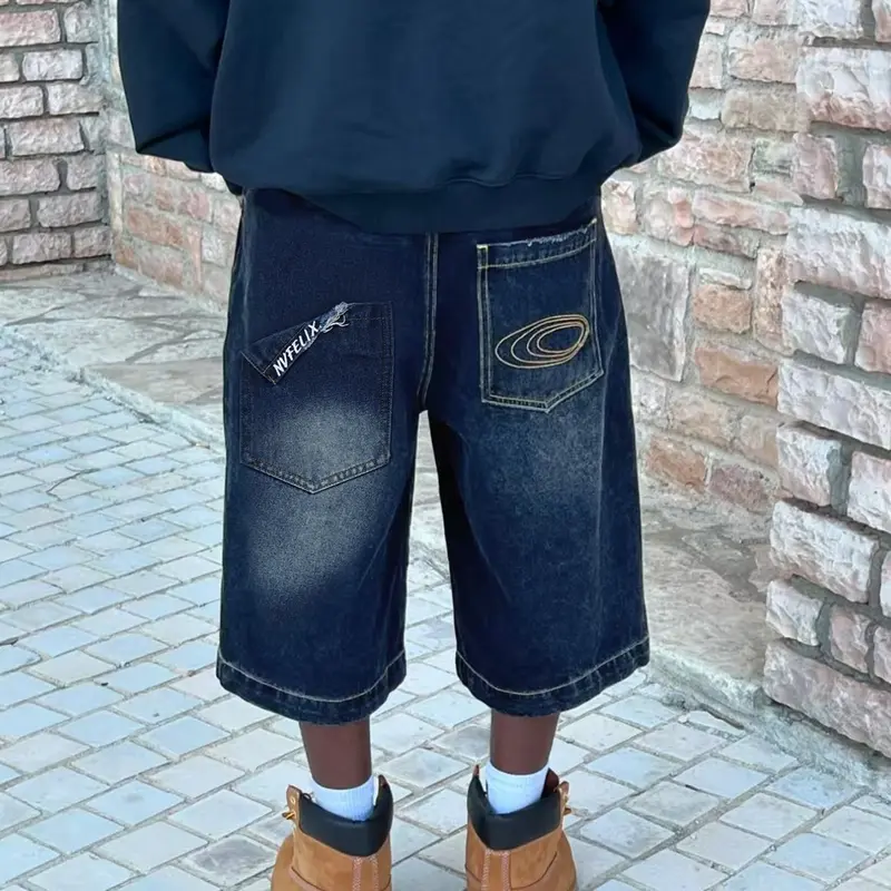 Men's Casual Streetwear High Street Loose Fit Classic Denim Shorts, Pocket Embroidery Jeans Shorts, Comfortable Summer Wear, Stylish and Trendy Design