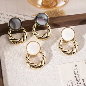 The latest trendy earrings in 2026, geometric stud earrings, are fashionable, versatile, niche, and feature personalized designs