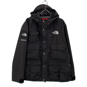 Pre-owned THE NORTH FACE Nylon Small Leather Goods × Supreme Cargo Jacket