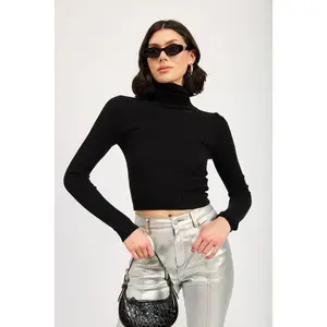 Arlo Ribbed Turtleneck