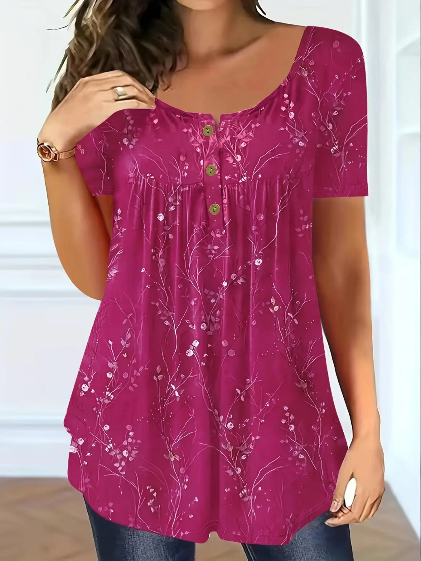 [Plus Size] Floral Print Short Sleeve Boho Tee, Bohemian Clothing, Fitted Casual Round Neck Button Front Top for Summer, Women's Clothing for Daily Wear, Womenswear