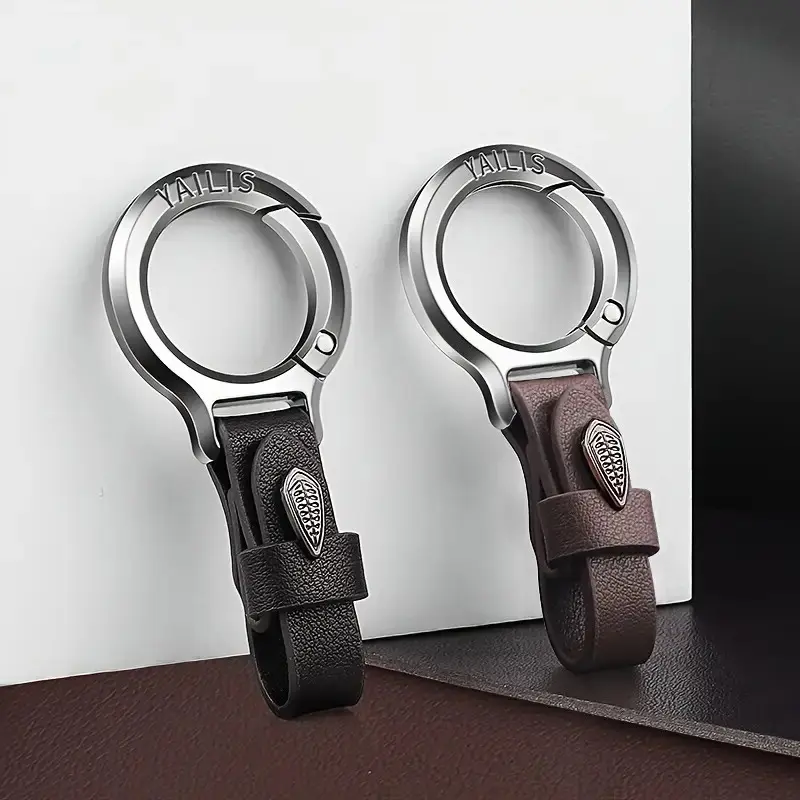 Men's High-End Polished Finish Metal Keychain - Everyday Modern Car Interior Accessory with Multi-Functional Buckle, Clip Attachment, Small Size Leather Holder for Belt