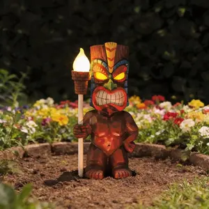 Solar Tiki Torch Garden Statue Light Up Outdoor Resin Tiki God Decor for Patio Yard Lawn & Pathway Waterproof Hawaiian Luau Party Island Tropical Decor Funny Housewarming Garden Gift Idea for Tiki Bar Island Vibes Patio Decoration Ornaments Art Statues