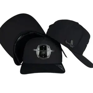 Pilot Compass Black Hat, Minimalist Aviation Cap for Men, Custom Airplane Logo Snapback, Flying Enthusiast Gift, Unique Pilot Accessories