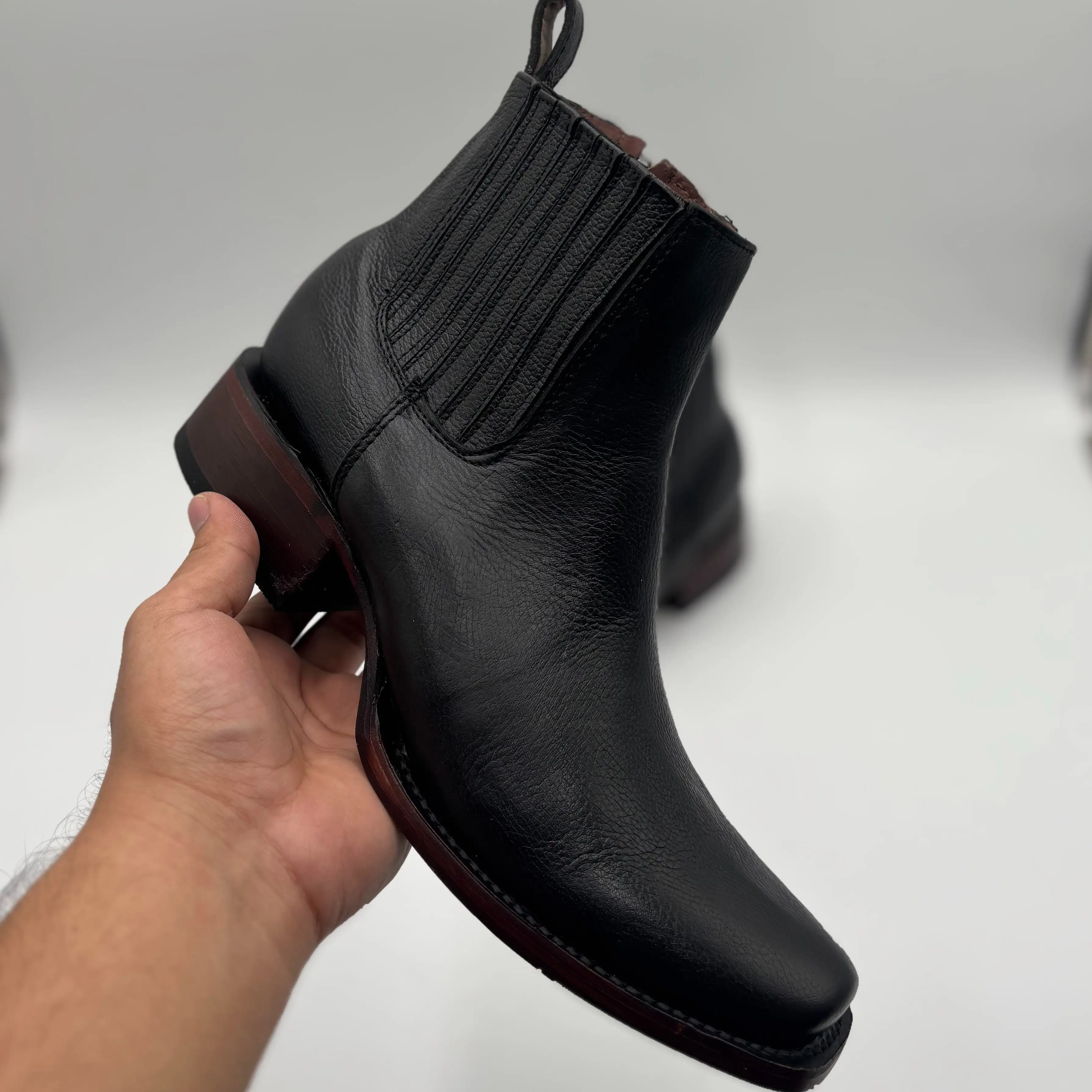 Botin Dubai Negro Liso