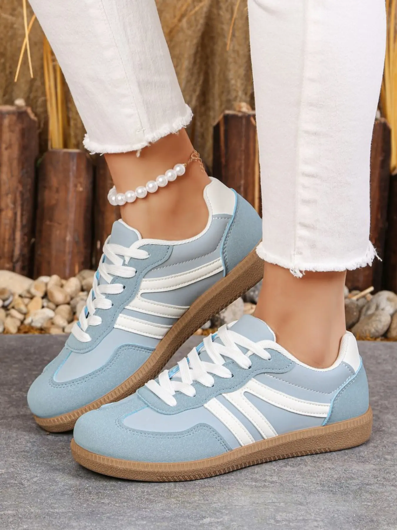 New Sporty Casual Trainer Shoes Women's Flat Trainers Lace-Up Round Toe Soft Sole Anti-Slip Board Shoes, Comfortable and Stylish Footwear