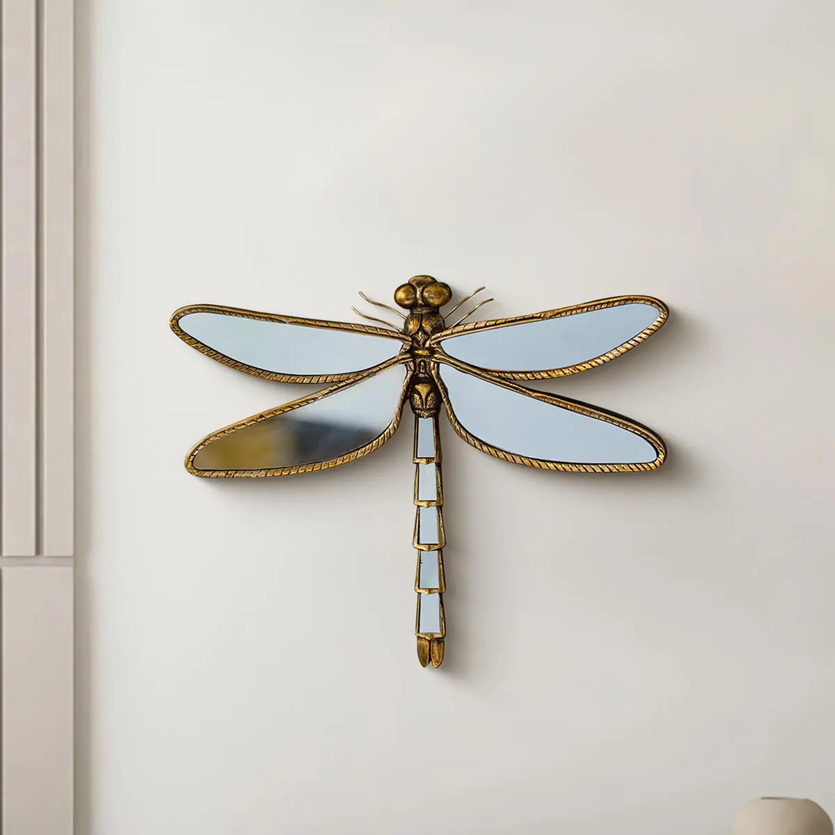 Dragonfly Design Wall Mounted Decor, 1 Count Vintage Resin Dragonfly Wall Hanging Ornament, Decorative Hanging Piece for Home Living Room Bedroom Hotel, Wall Ornaments, Decoration Items, Dragonfly Decorative Wall Art