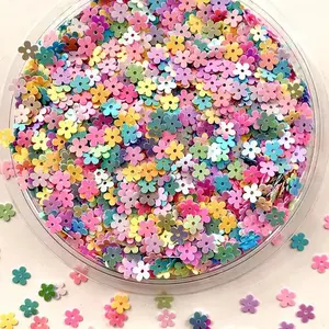 20g, Heart shaped, flower shaped, butterfly sequins in various colors for DIY crafts - Multi colored PVC confetti - Used for DIY projects, clothing, glass, vases, phone cases, wedding dresses, dance costumes - Perfect for handicraft enthusiasts
