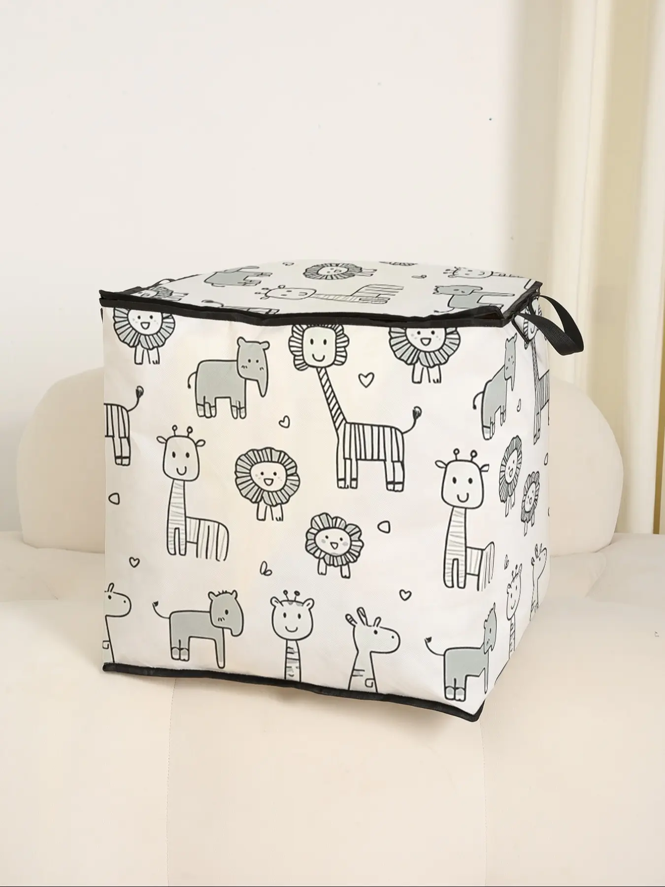 Cartoon Animal Print Blanket Storage Carrying Bag, Organizational Zipper Storage, Cute and Practical Kids Bedding Organizer, Durable Material with Handle, Perfect for Home Use