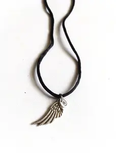 Men Fashion Feather Pendant with Adjustable Leather Rope Necklace 18"