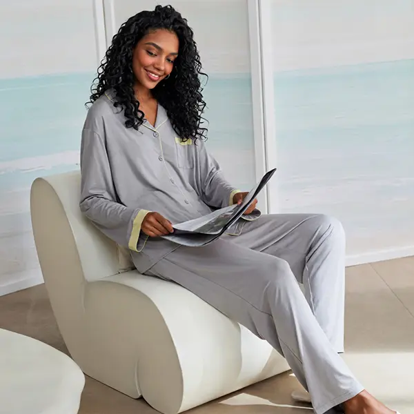 Soft, comfortable, breathable modal two-piece pajama set featuring a collared, button-front long-sleeve top + stretchy, loose-fit long pants; women’s relaxed casual home loungewear with lightweight long sleeves, suitable for spring, summer, and autumn.