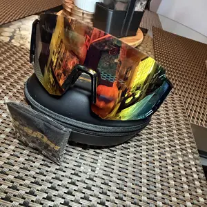 review image 0