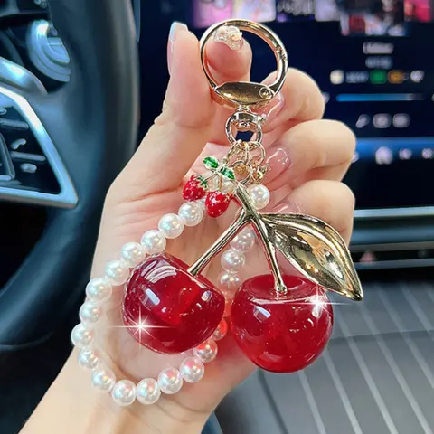 Women's Pearl Chain Sparkle Cherry Fashion Car Keychain, Key Rings For Car Keys, Keyrings For Keys, Creative Bag Decoration Keychain For Bags Charm Accessory, Stylish Key Ring Gift Choice, Keyring, All Seasons