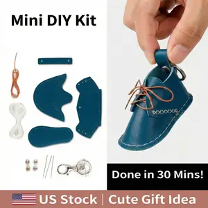 DIY Mini Sneaker Kit (Cute!).Can be used as a key pendant
