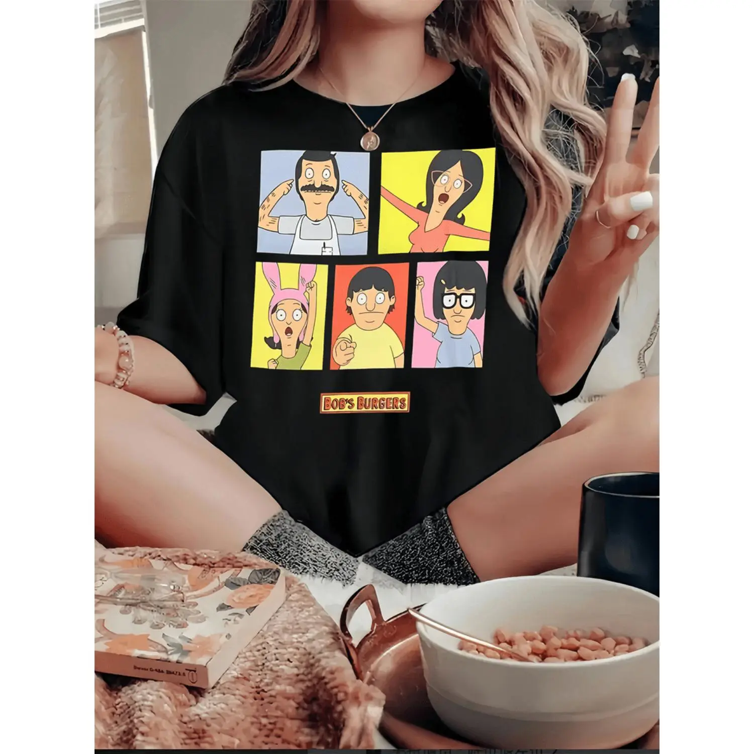 Women's Bob's Burgers Graphic Print T-Shirt - Round Neck, Polyester Knit Fabric with Medium Stretch, Short Sleeve Casual Sports Tops for Multi-Season Use