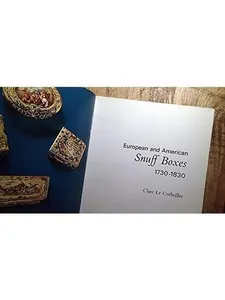 USED-European and American Snuff Boxes by Clare Le Corbeiller (Hardcover)