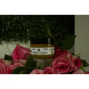 Turmeric + Vitamin C Face Mask with Bearberry