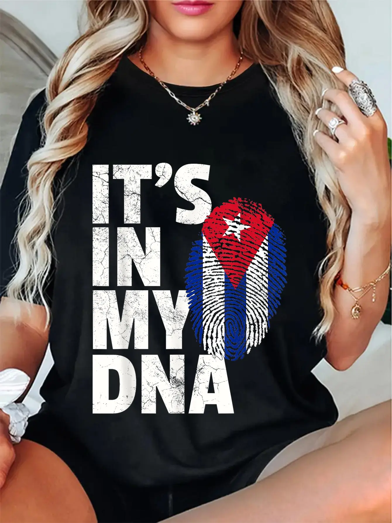 100% Cotton Unisex IT'S IN MY DNA Cuba Flag Cuban Pride Mens Womens Gift Retro T-Shirt