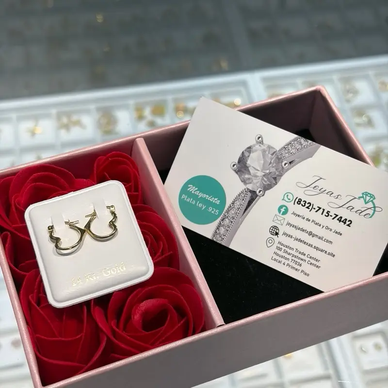 Arracadas en forma de corazón oro 14k