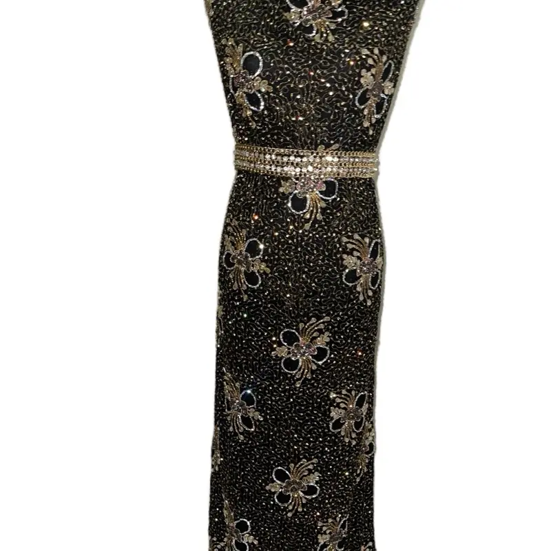 Yemeni dress ‏Embroidered with zircon comes with one piece درع يمني
