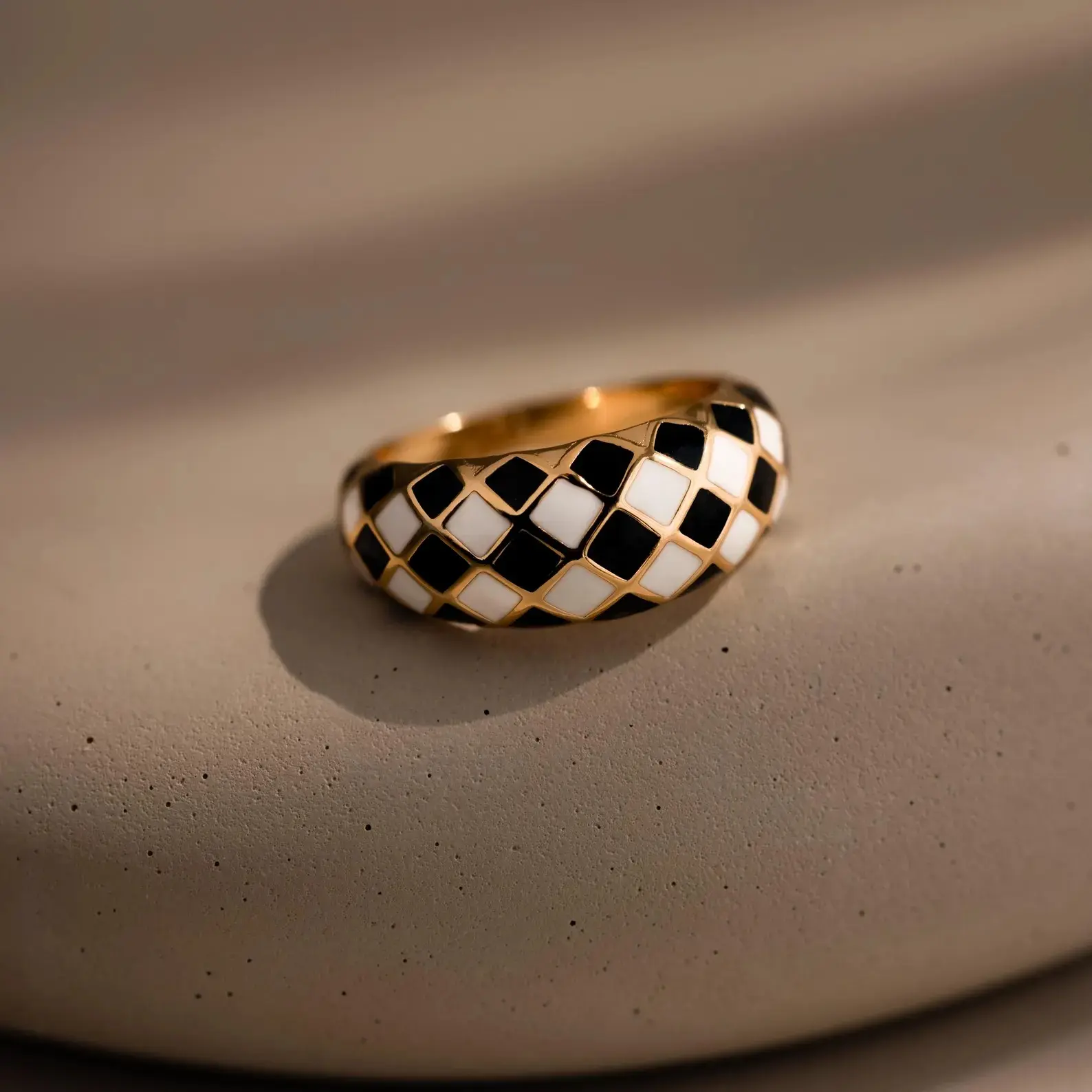 Women's Vintage Black-White Checkerboard Enamel Gold Dome Ring - Luxury Statement, Chunky Gold-Tone, Geometric Costume Jewelry for Parties, Gold Rings, Luxury Statement Rings