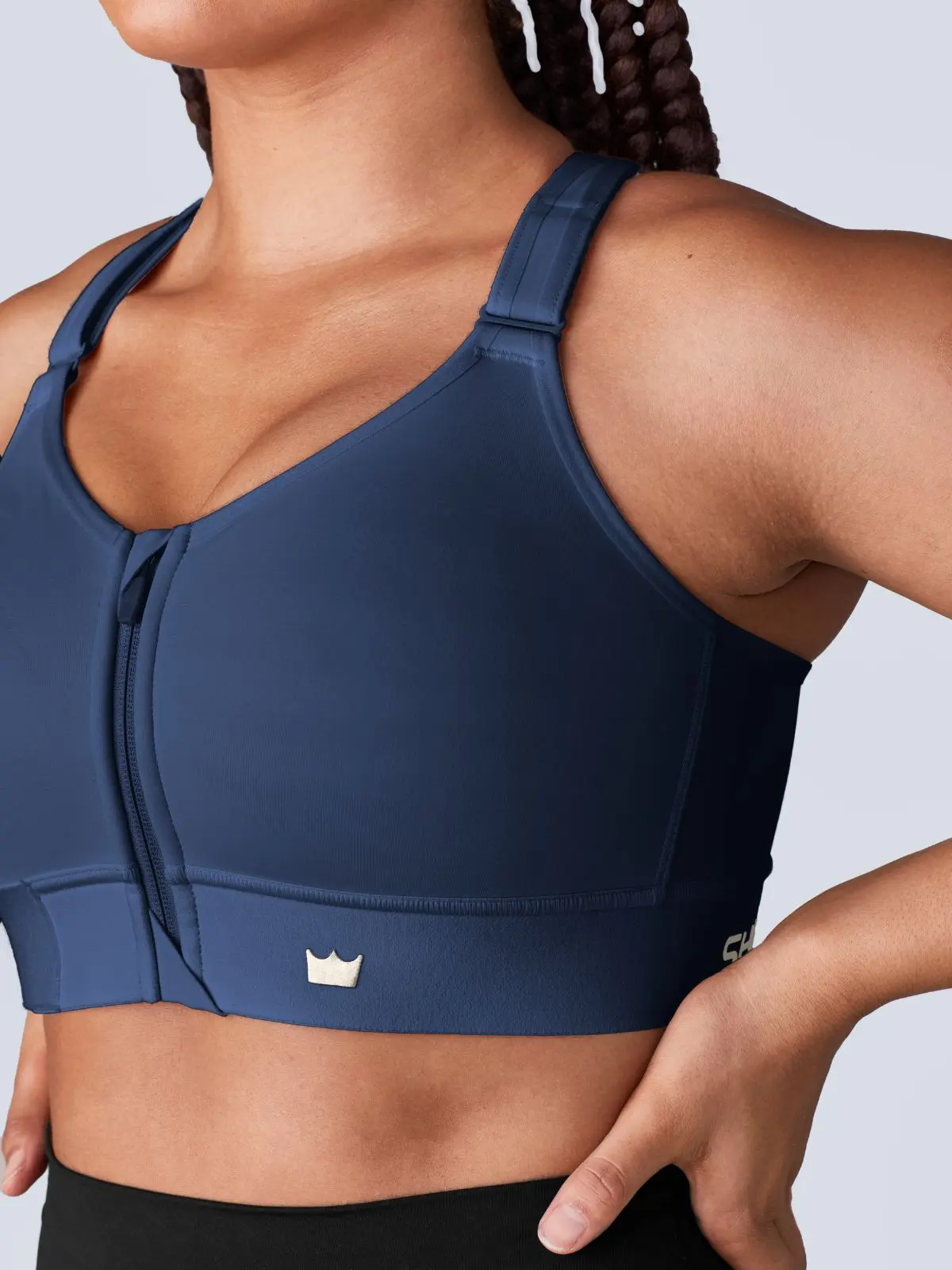 Adjustable Front Zip Sports Bra for Women, Solid Color 4-Way Stretch Fabric, Wire-Free Medium Support with Convertible Straps, Solid Color Bra, Adjustable Criss-Cross Sports Bras