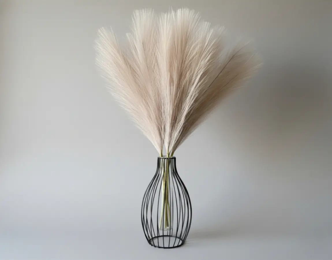 Faux Pampas Grass - Dust Pink (5 Stems)