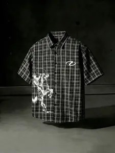 Men's Cowboy & Horse Print Plaid Short Sleeve Shirt | Western Rodeo Graphic Button-Down | American Streetwear Casual Top | Soft Breathable Poly-Cotton Blend | Loose Fit for Street Style, Music Festivals & Daily Wear