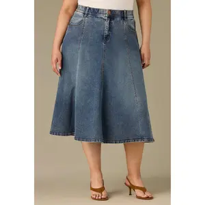 Double V-Yoke A-Line Midi Plus Size Denim Skirt with Front Seams