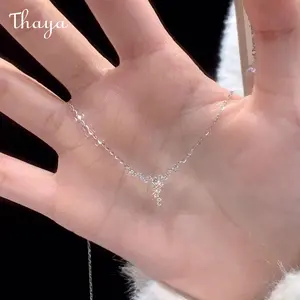Thaya Elegant Star Necklace